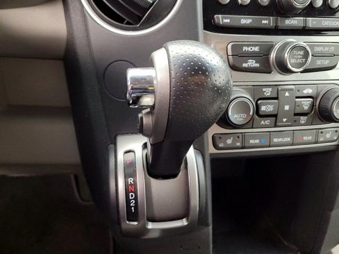 Used 2015 Honda Pilot EX image 4