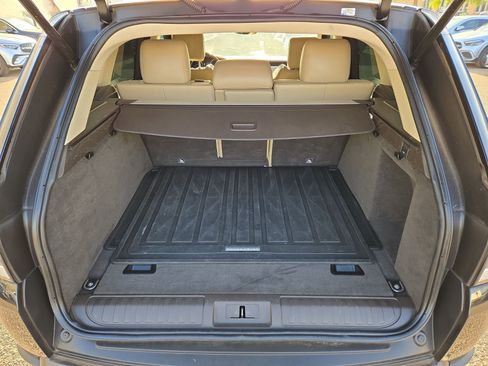 Used 2017 Land Rover Range Rover Sport HSE image 12