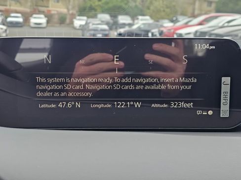 New 2026 MAZDA MAZDA3 Hatchback w/Premium Plus Pkg image 14