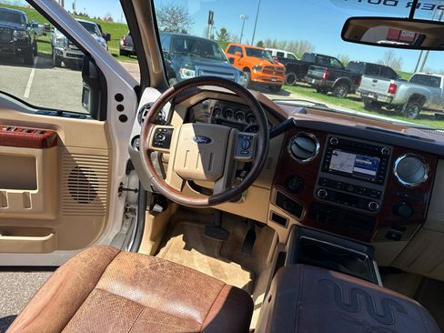 Used 2011 Ford F350 King Ranch w/ King Ranch w/Chrome Pkg AWD/4WD image 28