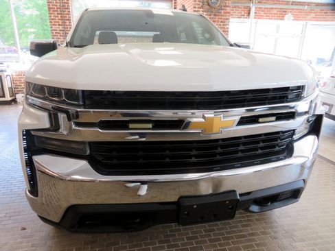 Used 2019 Chevrolet Silverado 1500 LT w/ Z71 Off-Road Package image 55