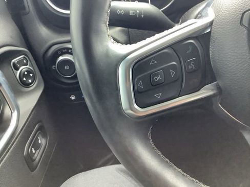 Used 2023 Jeep Wrangler Unlimited Sahara w/ Cold Weather Group image 10