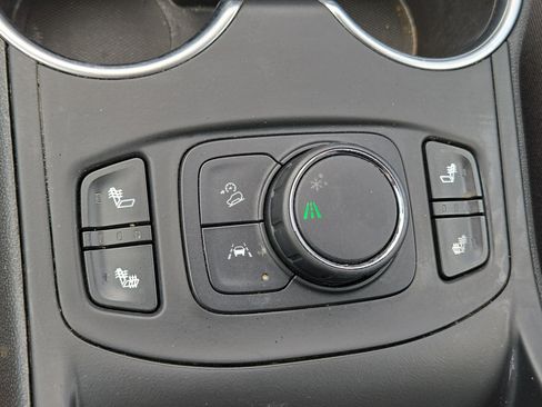Used 2020 GMC Terrain SLT FWD image 28