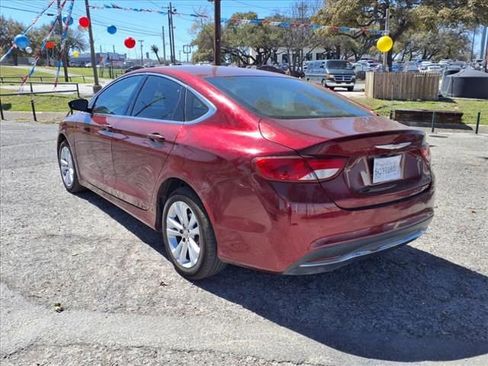 Used 2016 Chrysler 200 Limited image 5