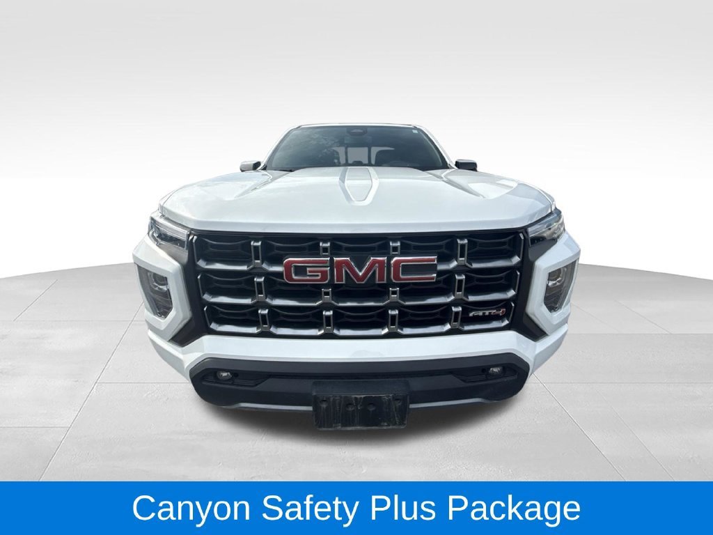 Used 2025 GMC Canyon AT4 AWD/4WD image 3