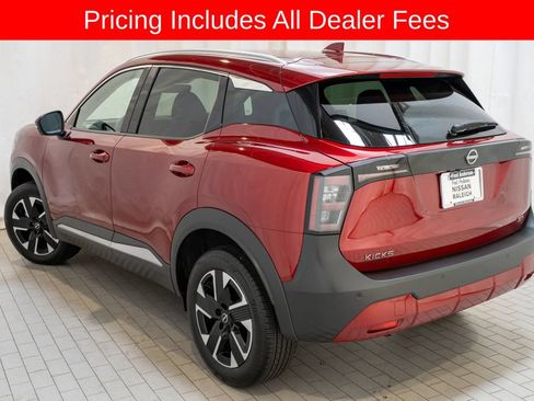 Certified 2025 Nissan Kicks SR w/ Interior Electronics Package FWD image 3