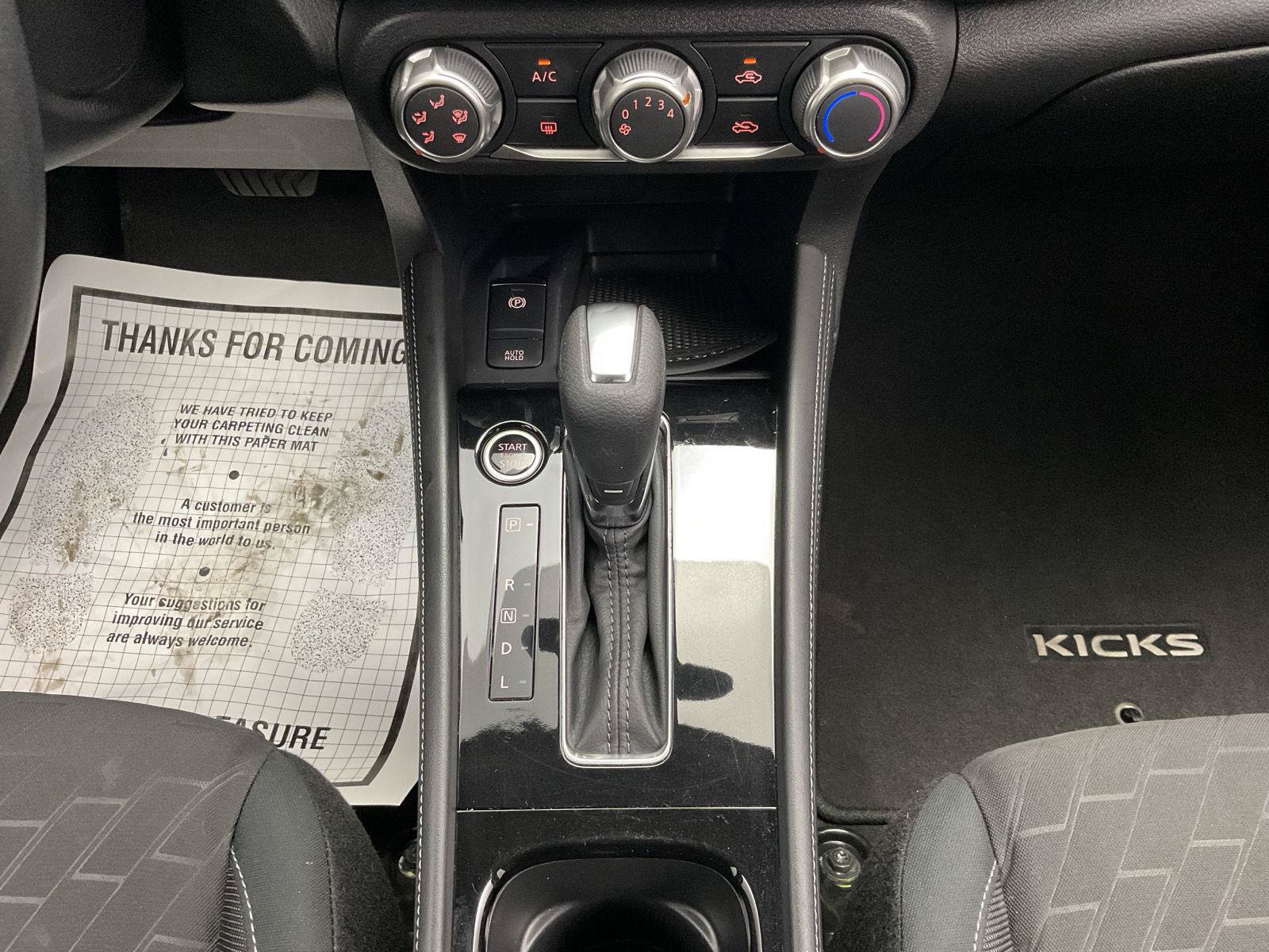 Used 2023 Nissan Kicks SV FWD image 16