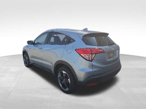 Used 2018 Honda HR-V EX-L image 3