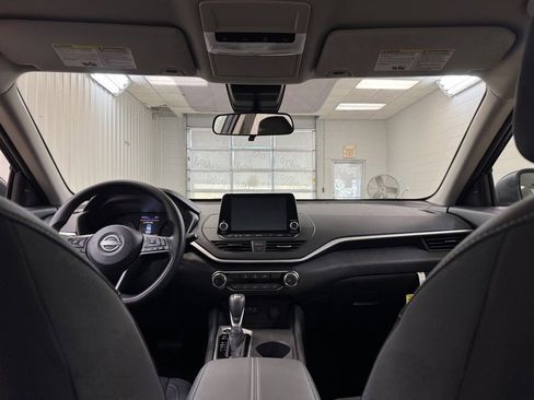 New 2025 Nissan Altima 2.5 S image 17