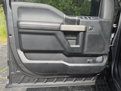 Used 2018 Ford F150 Raptor w/ Equipment Group 802A Luxury AWD/4WD image 18