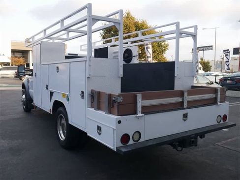 Used 2008 Ford F550 2WD Regular Cab Super Duty image 10