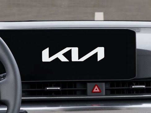 New 2026 Kia Carnival LX FWD image 20