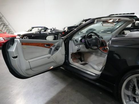 Used 2003 Mercedes-Benz SL 55 AMG image 16