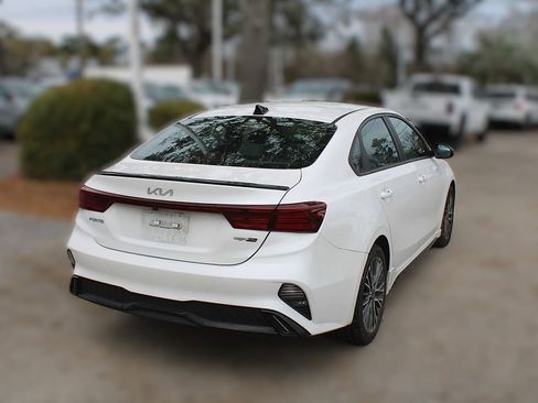 Certified 2023 Kia Forte GT-Line image 7