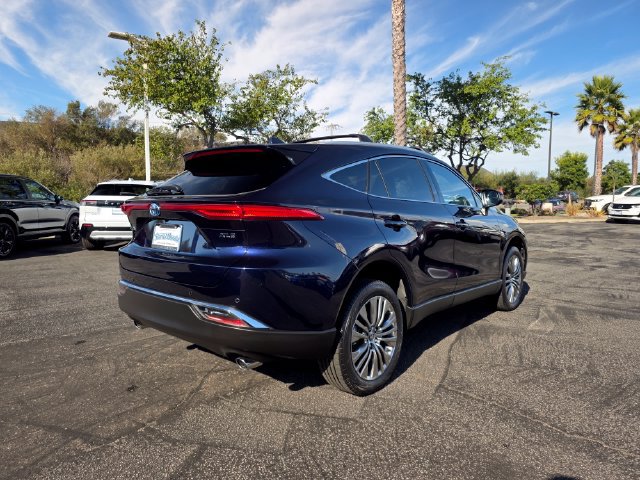 Used 2024 Toyota Venza XLE AWD/4WD image 15