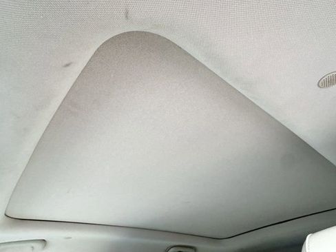 Used 2017 Cadillac XT5 Luxury w/ LPO, Wheel Lock Package image 21