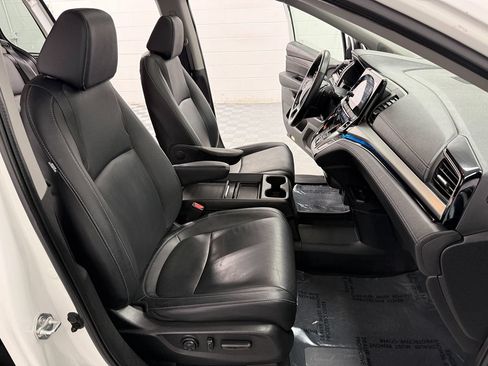 Used 2022 Honda Odyssey Touring image 15