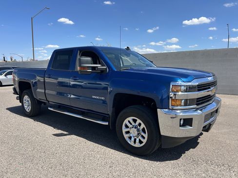 Used 2016 Chevrolet Silverado 3500 LT w/ LT Convenience Package AWD/4WD image 7