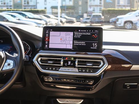 Used 2024 BMW X3 sDrive30i w/ Premium Package image 13