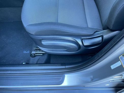 Used 2025 Kia Soul LX w/ LX Technology Package image 22