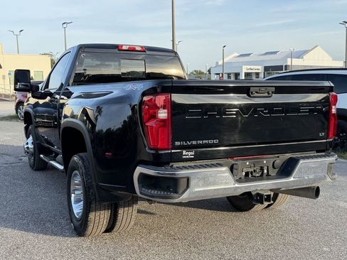 Certified 2022 Chevrolet Silverado 3500 LT w/ Convenience Package AWD/4WD image 6