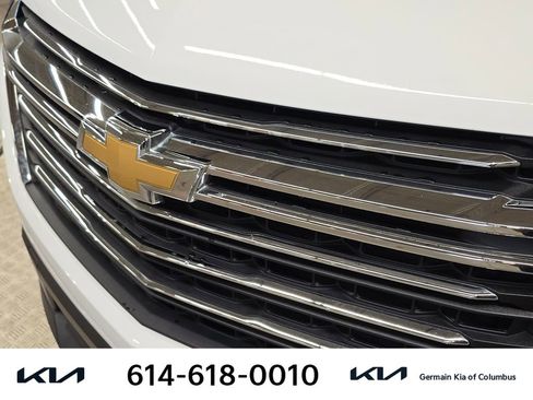 Used 2022 Chevrolet Traverse LT image 14