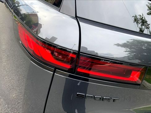 New 2026 Land Rover Range Rover Sport Dynamic SE AWD/4WD image 14
