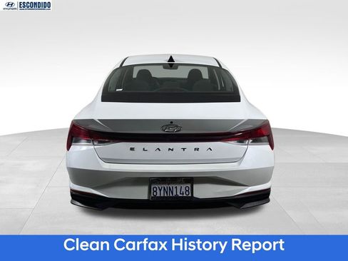 Used 2021 Hyundai Elantra SE FWD image 4