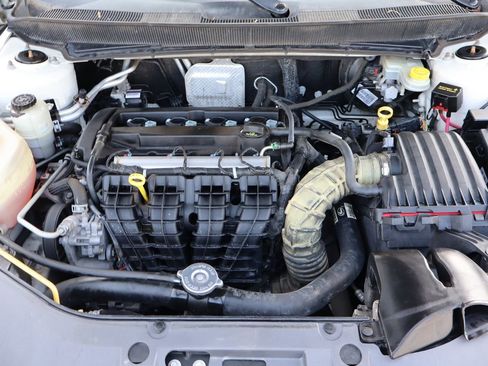 Used 2008 Chrysler Sebring LX FWD image 36