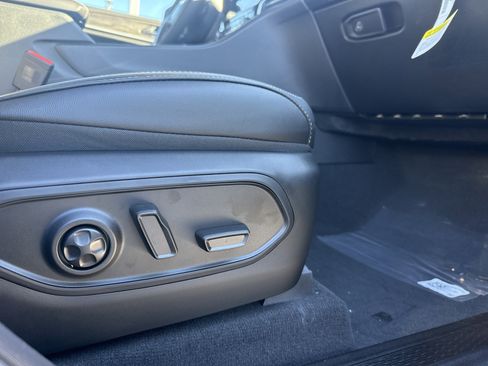 New 2025 Jeep Grand Cherokee L Limited image 19