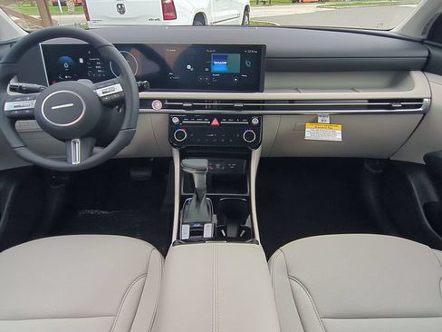 New 2026 Hyundai Tucson SEL FWD image 18