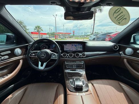 Used 2019 Mercedes-Benz E 300 image 22