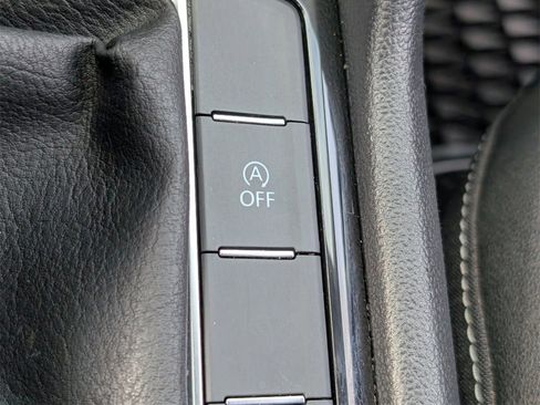 Used 2023 Volkswagen Taos SE image 21