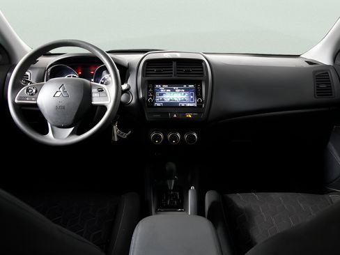Used 2022 Mitsubishi Outlander Sport ES FWD image 17