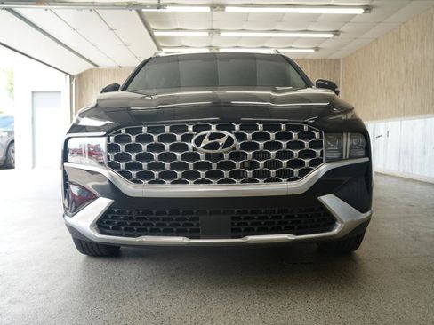 Used 2023 Hyundai Santa Fe Limited FWD image 2