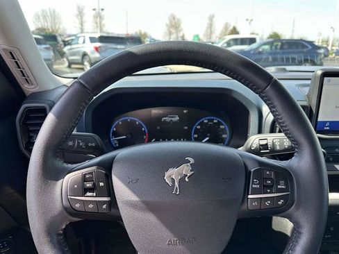 Used 2023 Ford Bronco Sport Heritage w/ Heritage Convenience Package AWD/4WD image 17