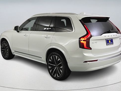 Certified 2026 Volvo XC90 B6 Ultra w/ Protection Package AWD/4WD image 6