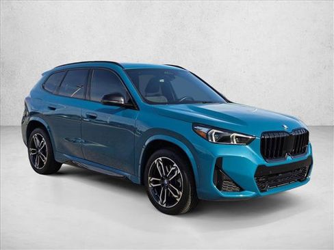 Certified 2023 BMW X1 xDrive28i w/ Premium Package AWD/4WD image 3
