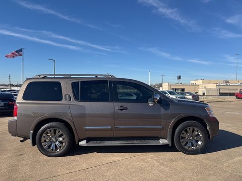 Used 2015 Nissan Armada Platinum w/ Platinum Reserve Package image 25