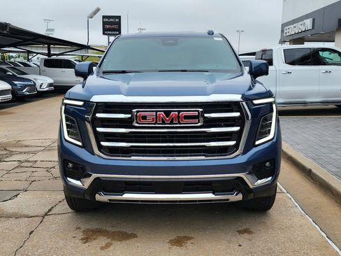 New 2026 GMC Yukon Elevation w/ Elevation Premium Package AWD/4WD image 8