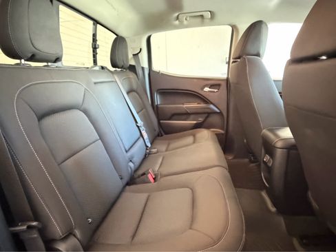 Used 2019 Chevrolet Colorado LT w/ LT Convenience Package RWD image 26