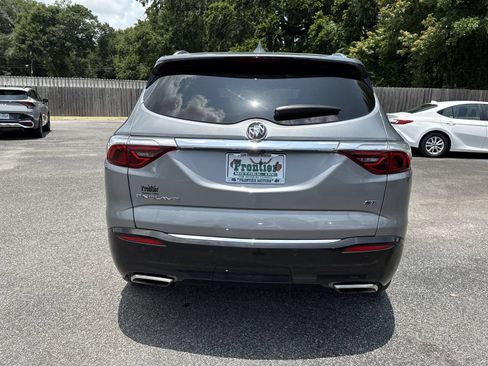 Used 2023 Buick Enclave Essence w/ Sport Touring Edition FWD image 4