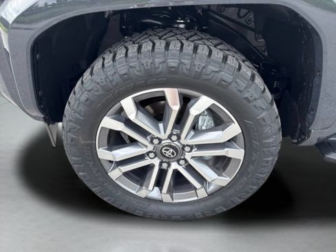 New 2026 Toyota 4Runner Limited AWD/4WD image 41