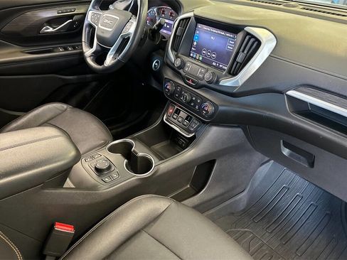 Used 2020 GMC Terrain SLT w/ Preferred Package image 17