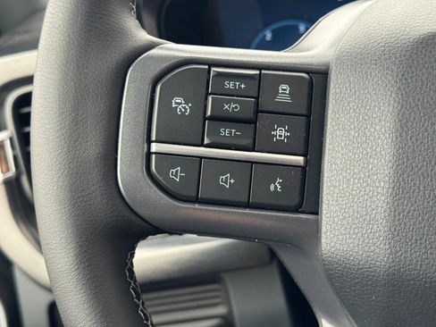 New 2025 Ford F350 Lariat w/ Lariat Ultimate Package image 15