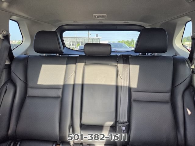 Used 2024 Nissan Rogue SV w/ SV Premium Package AWD/4WD image 12
