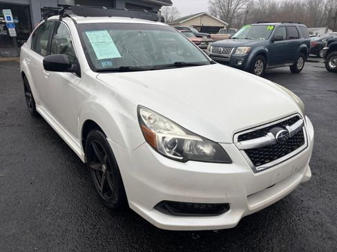 Used 2013 Subaru Legacy 2.5i image 3