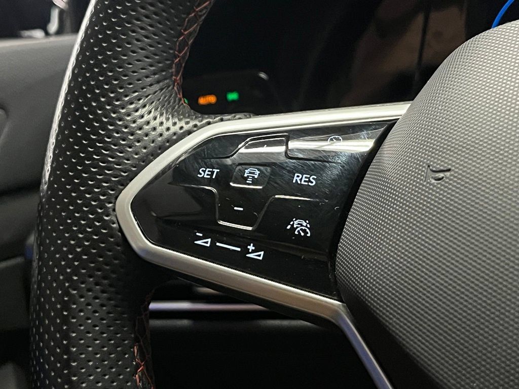 Used 2023 Volkswagen GTI SE FWD image 26