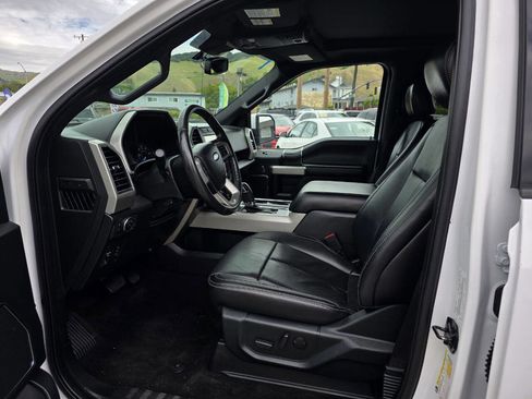 Used 2020 Ford F150 Lariat image 10