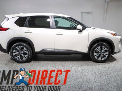 Used 2023 Nissan Rogue SV FWD image 6